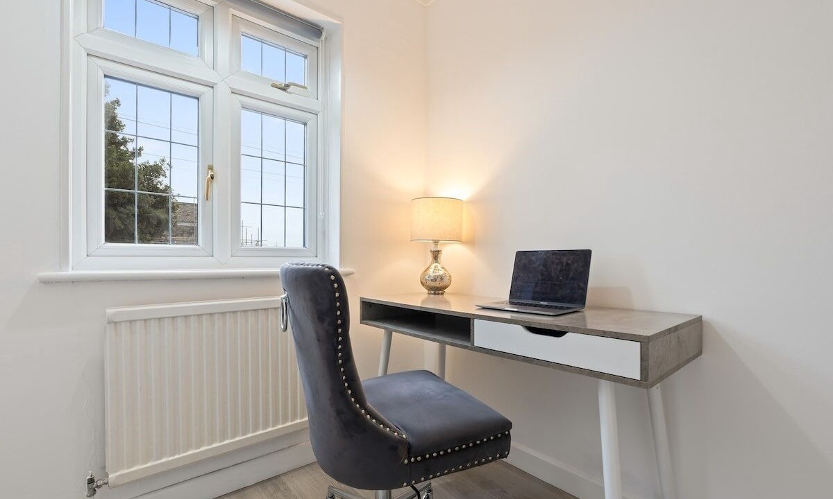 Photo of Others in Little Holland