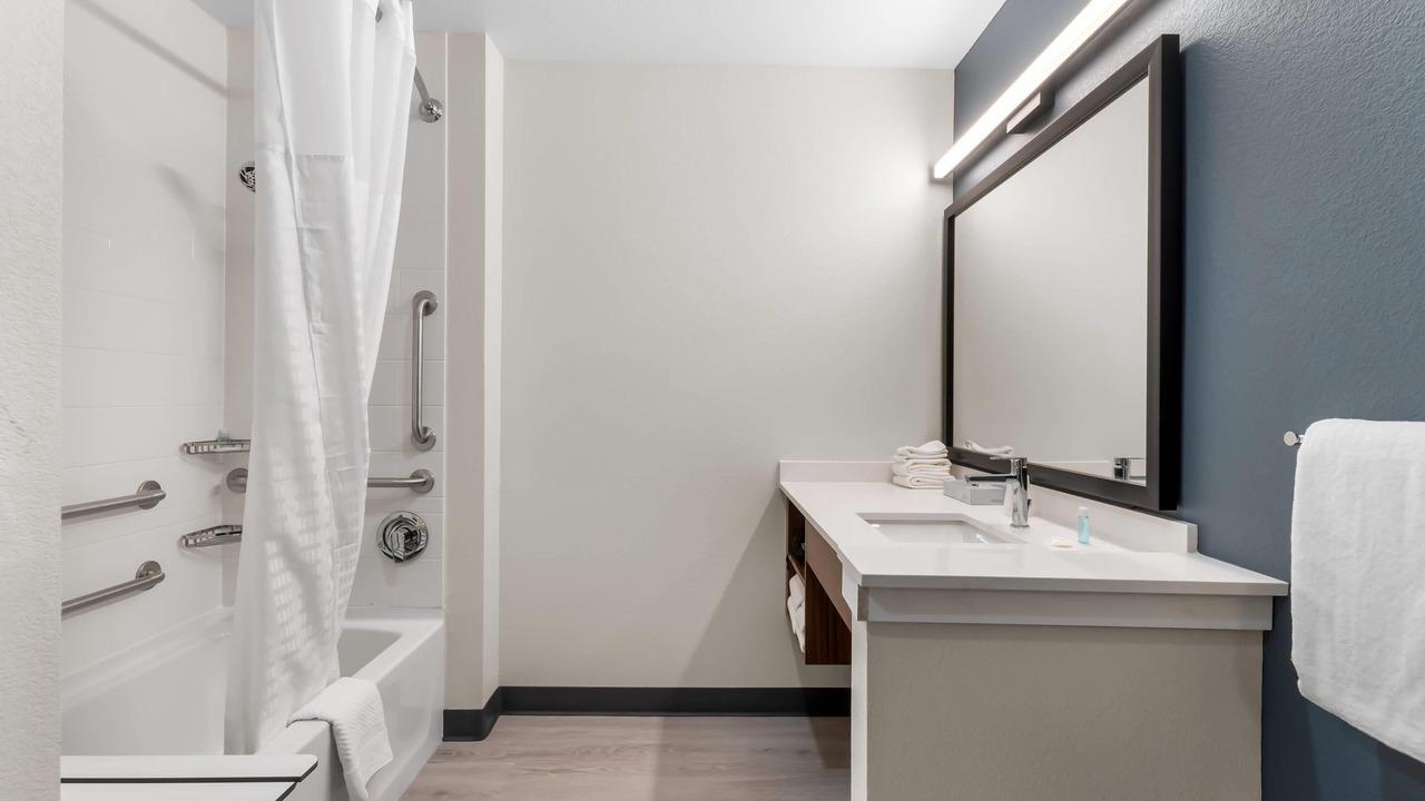 Photo of Bedroom in Cheyenne