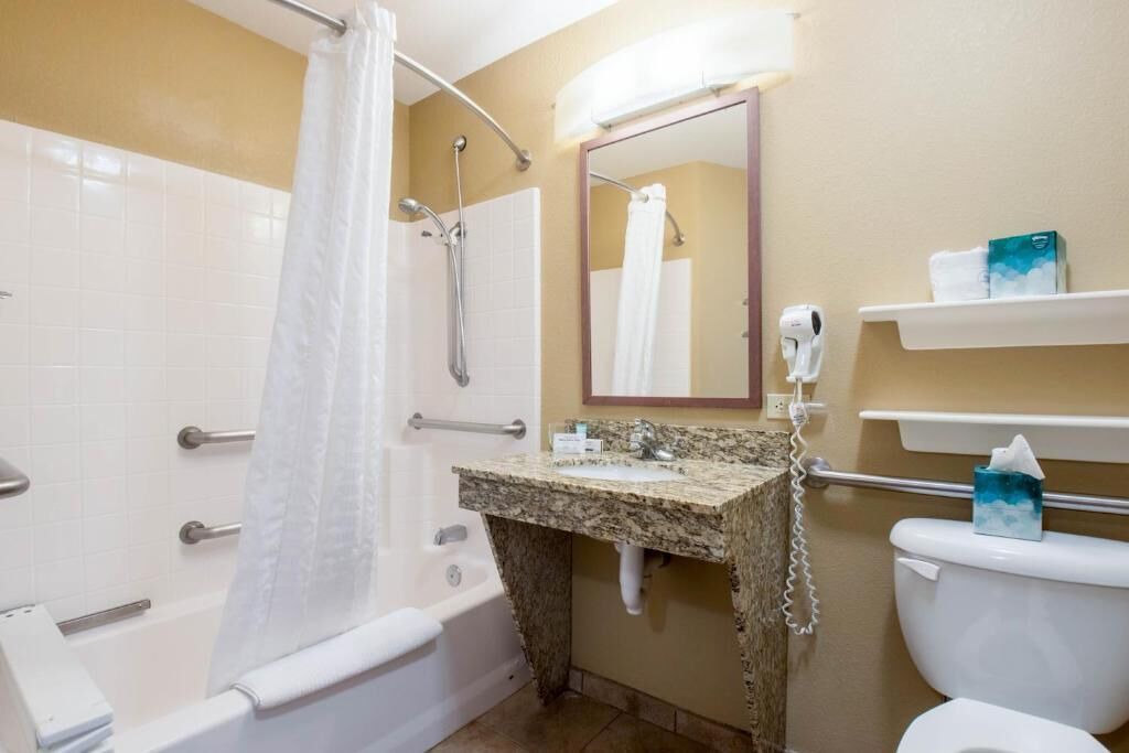 Photo of Bathroom in Parachute