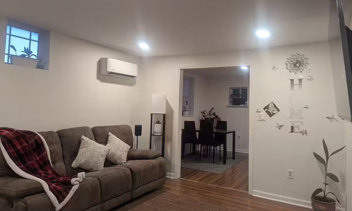 Photo of Livingroom in Macon