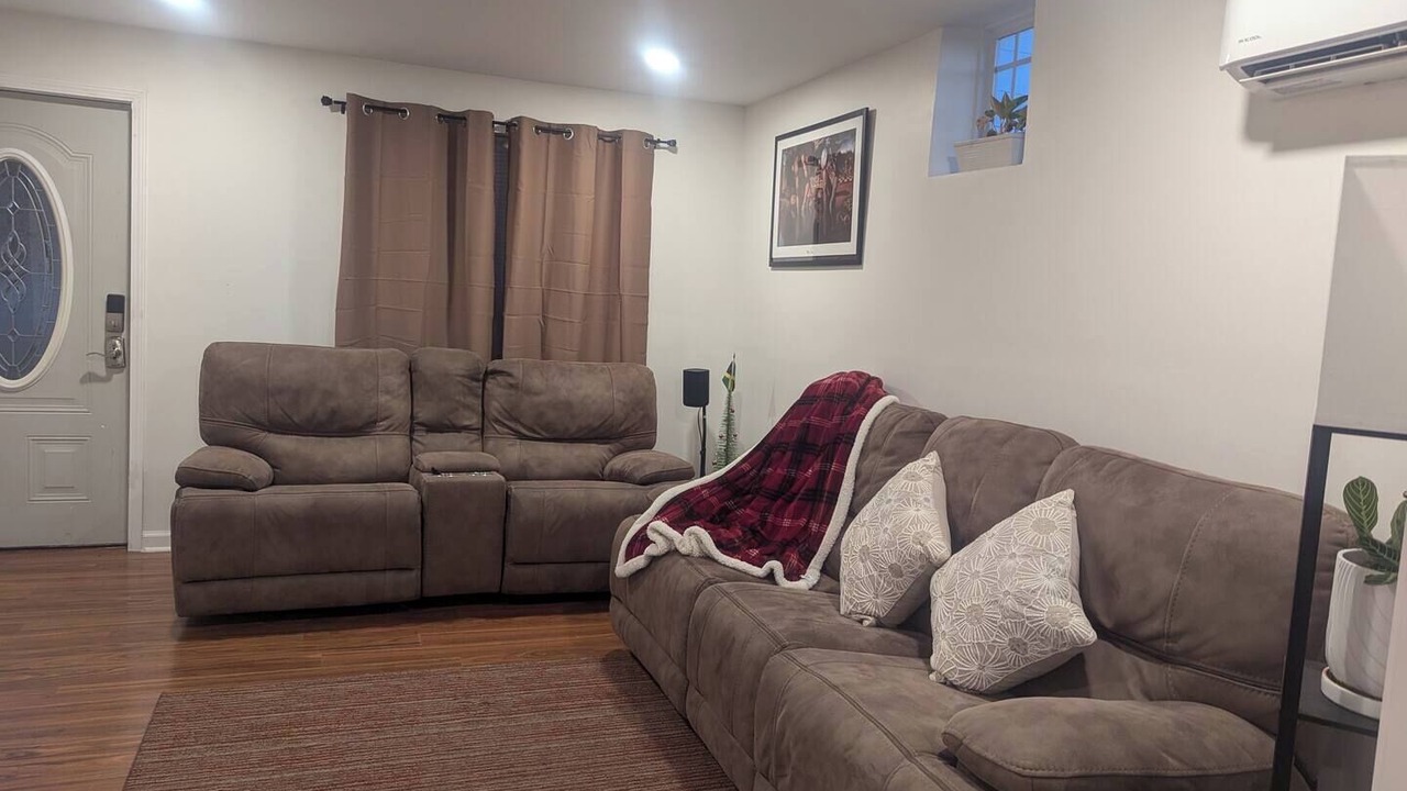 Photo of Livingroom in Macon