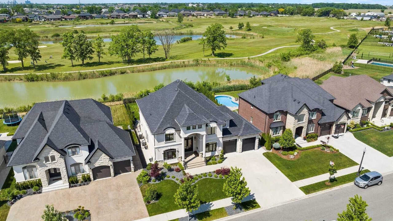 Photo of Outdoor in LaSalle