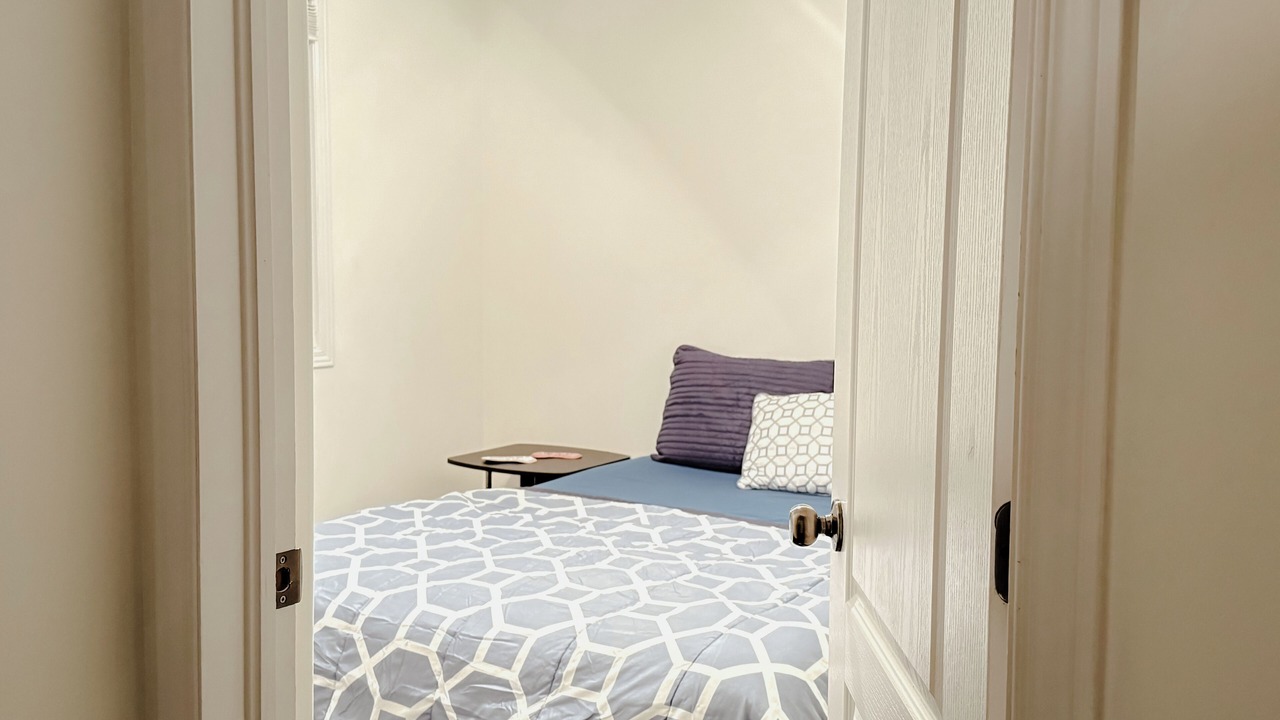 Photo of Bedroom in Kingston