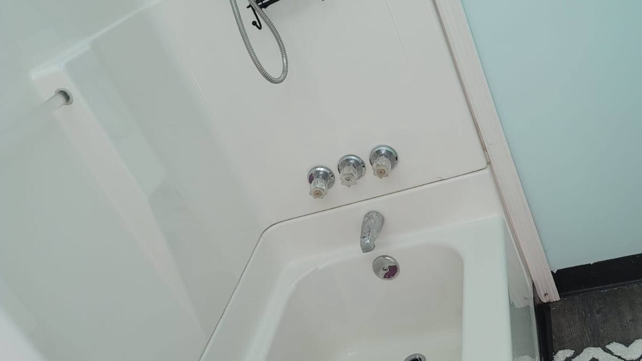 Photo of Bathroom in Niagara Falls
