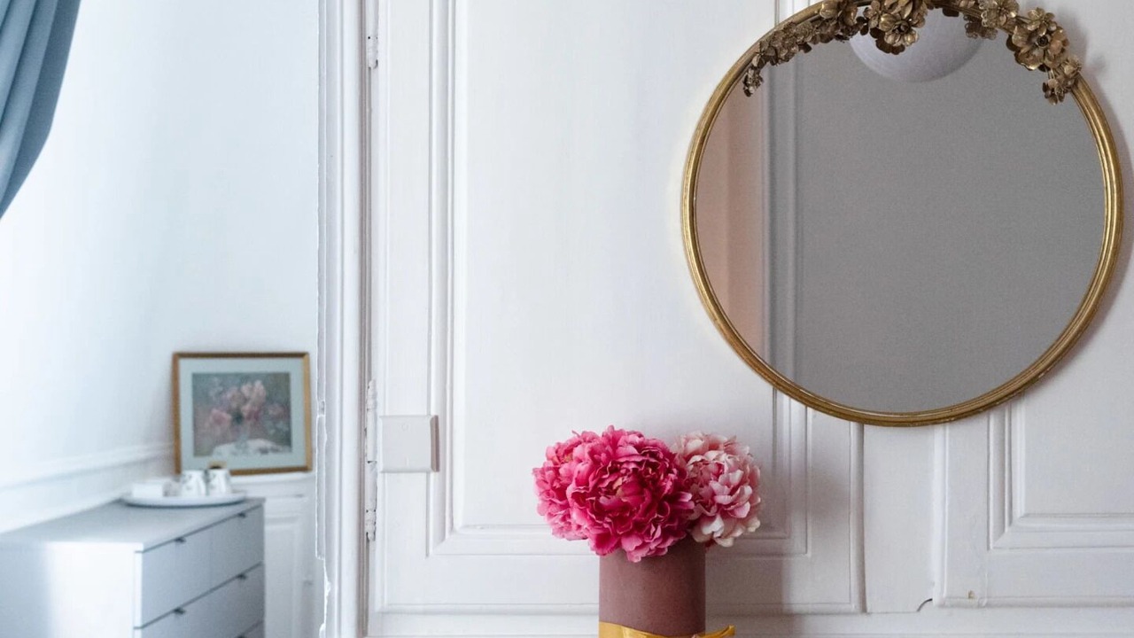 Photo of Bedroom in Republique