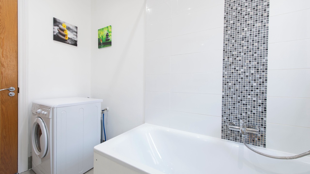 Photo of Bathroom in Ealing Common