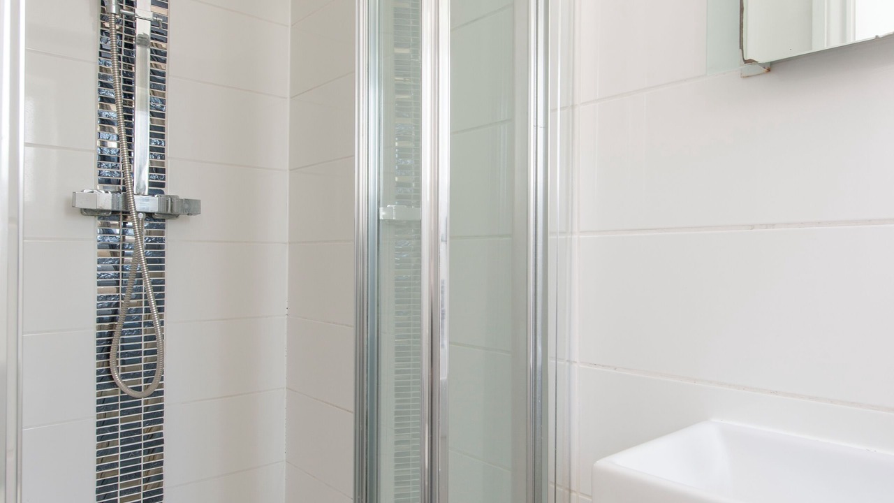 Photo of Bathroom in Ealing Common