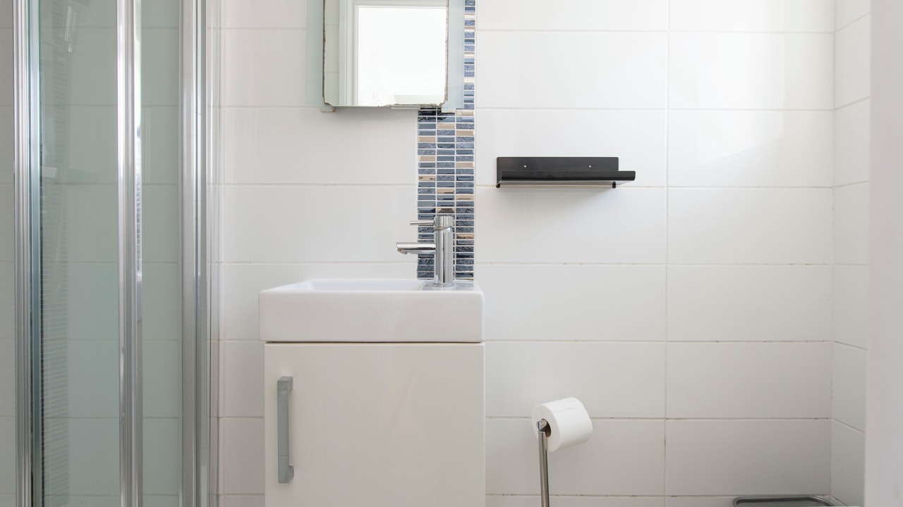 Photo of Bathroom in Ealing Common