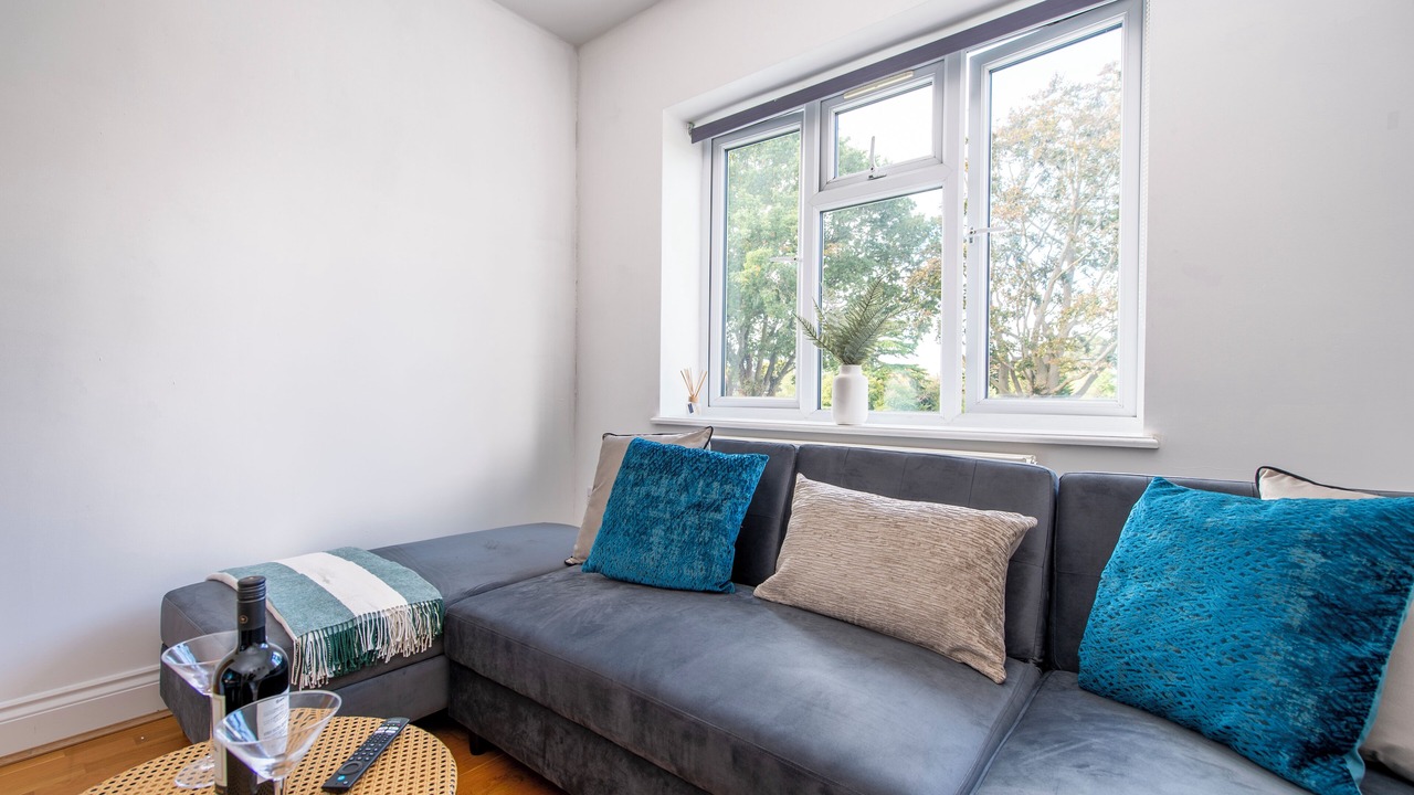 Photo of Others in Ealing Common