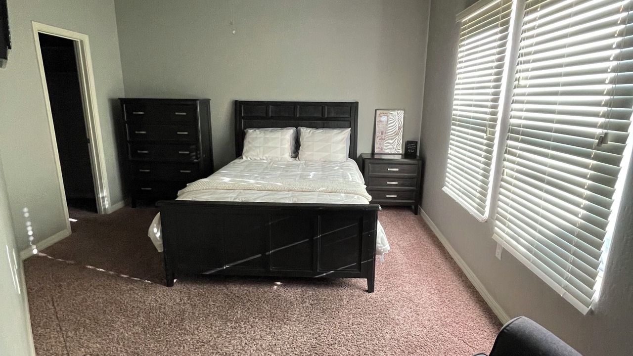 Photo of Bedroom in Northeast Heights