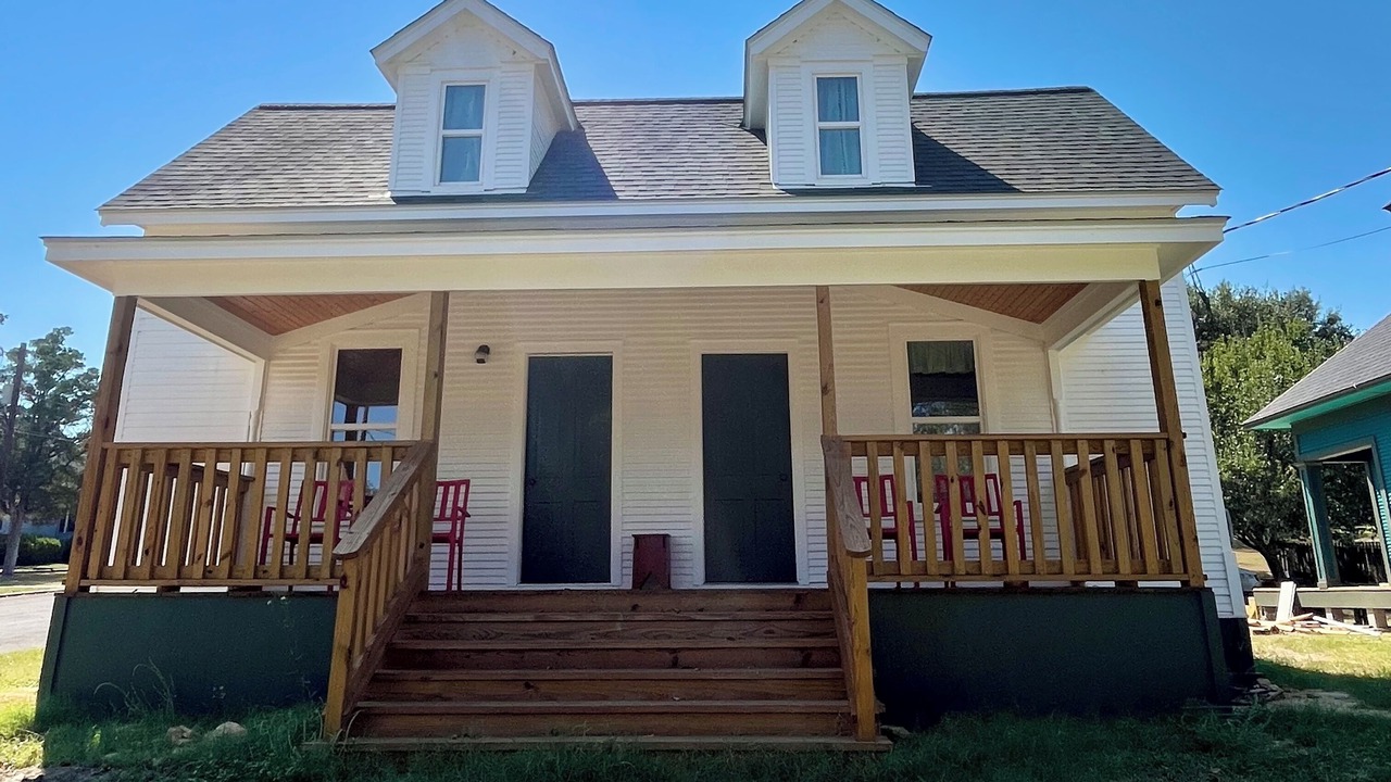 Photo of Outdoor in Shiner