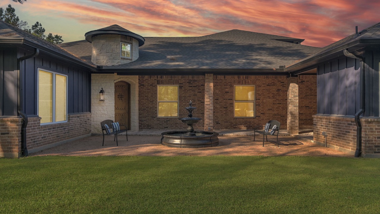 Photo of Outdoor in Stagecoach