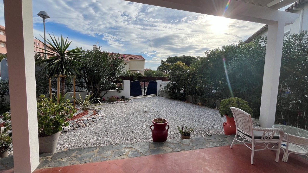 Photo of Patio Balcony in Saint-Cyprien Plage