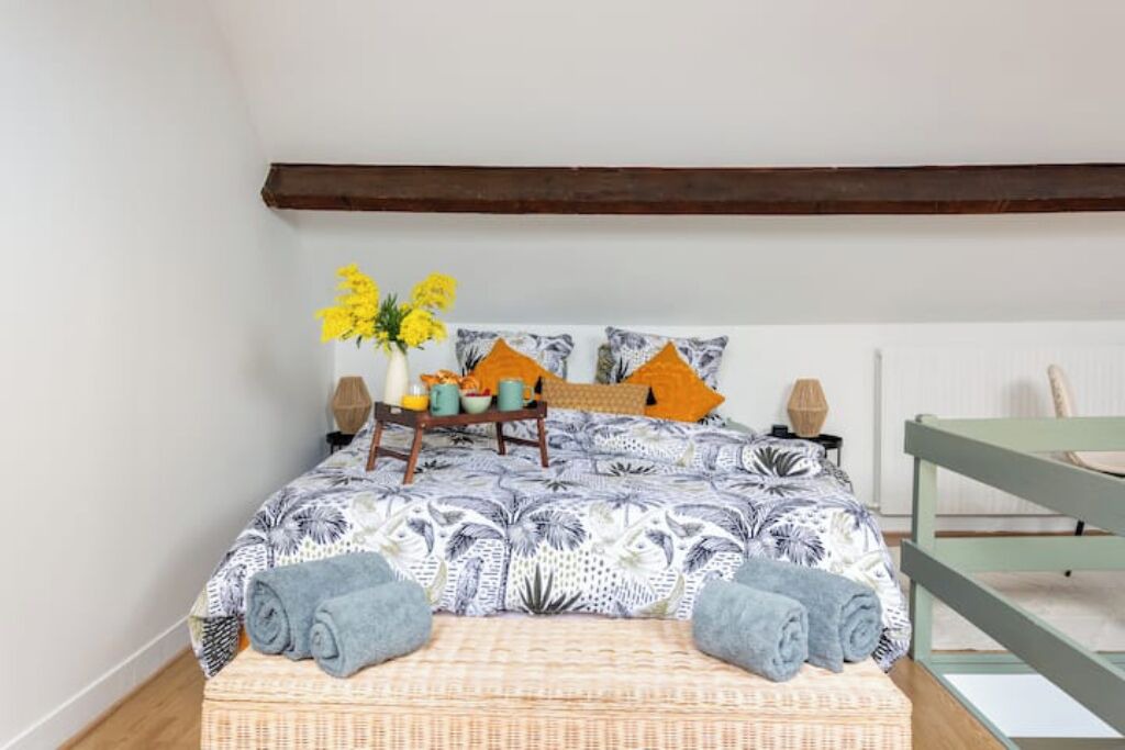 Photo of Bedroom in Nemours