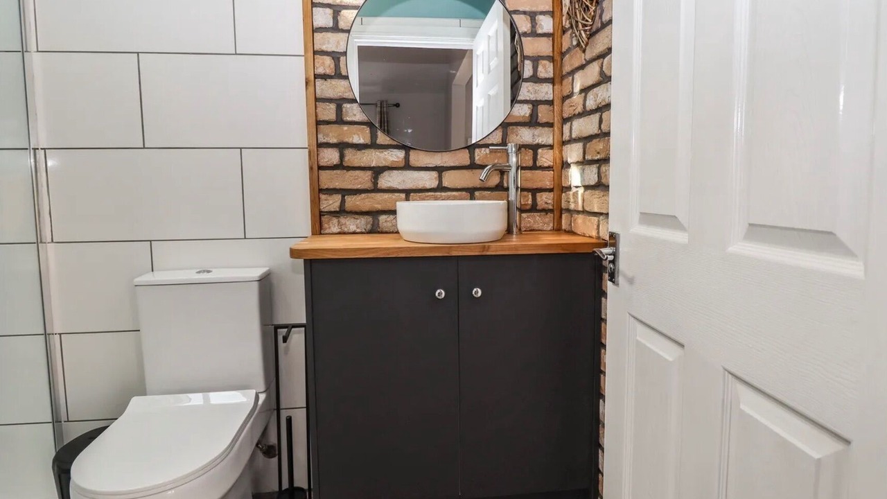 Photo of Others in Sandilands