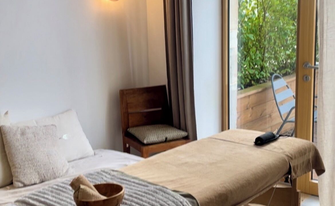 Photo of Others in Josse