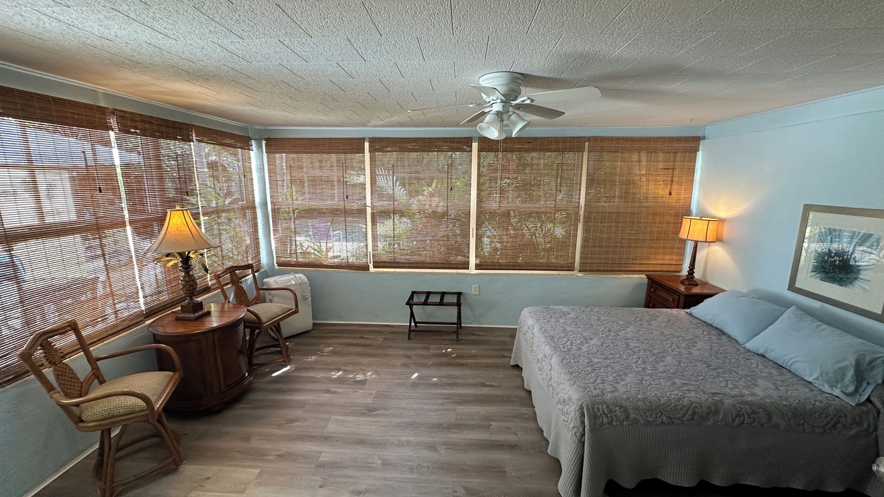 Photo of Bedroom in Lake Worth Corridor