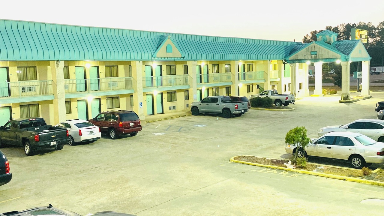 Photo of Outdoor in Hazlehurst