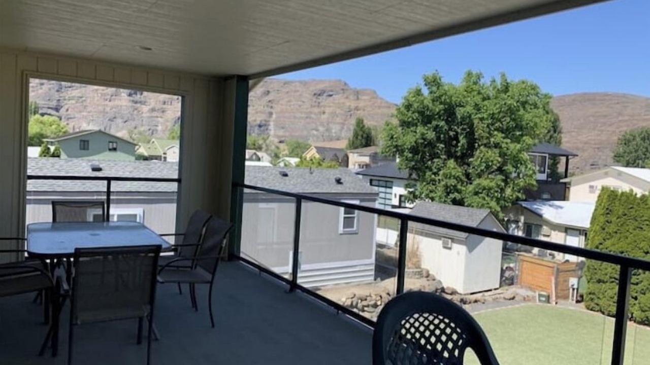 Photo of Outdoor in Sunland Estates