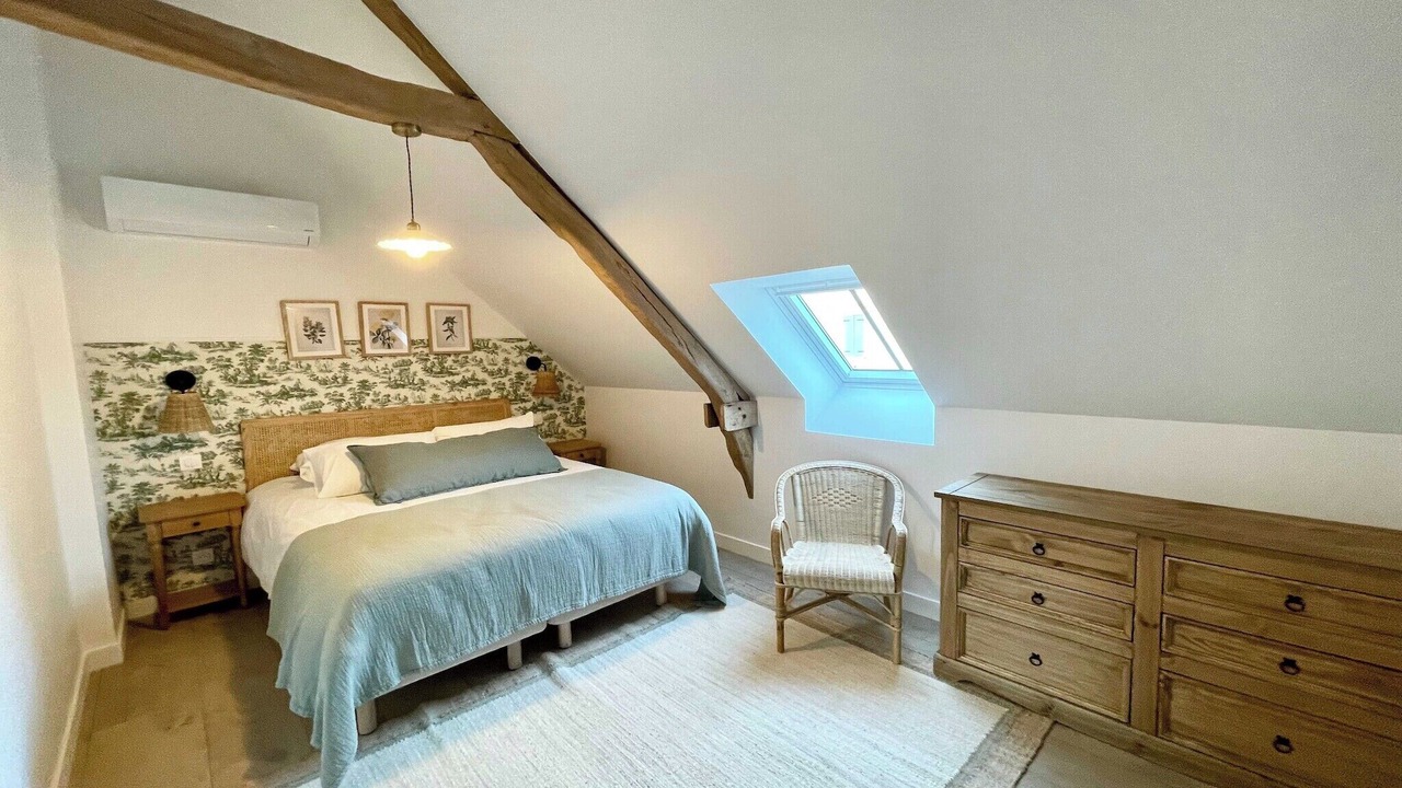 Photo of Bedroom in Cricqueboeuf