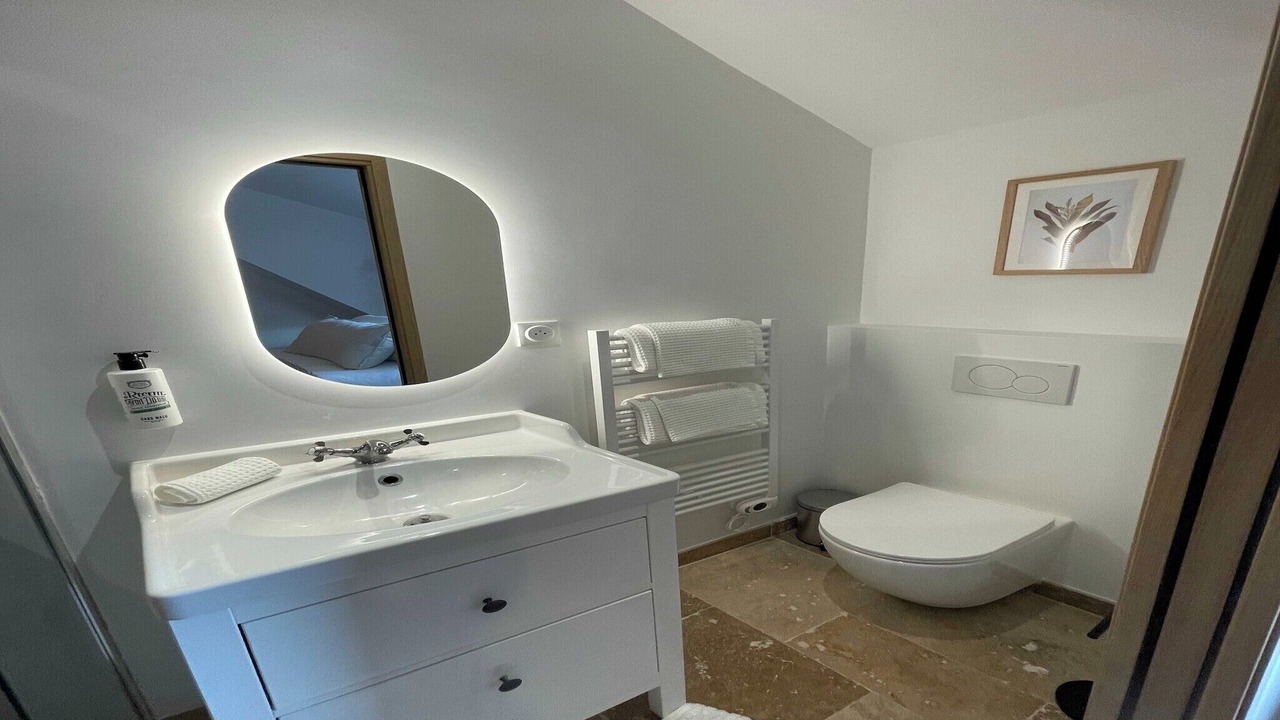 Photo of Bathroom in Cricqueboeuf