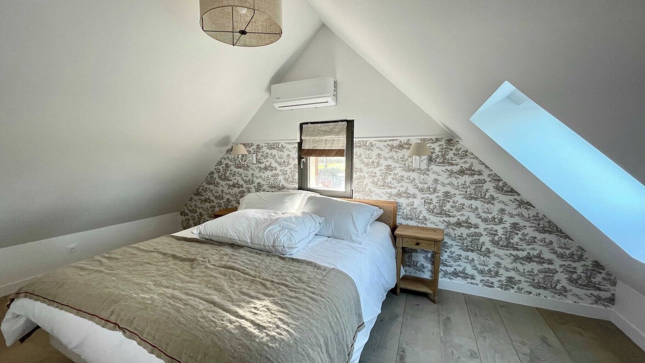 Photo of Bedroom in Cricqueboeuf