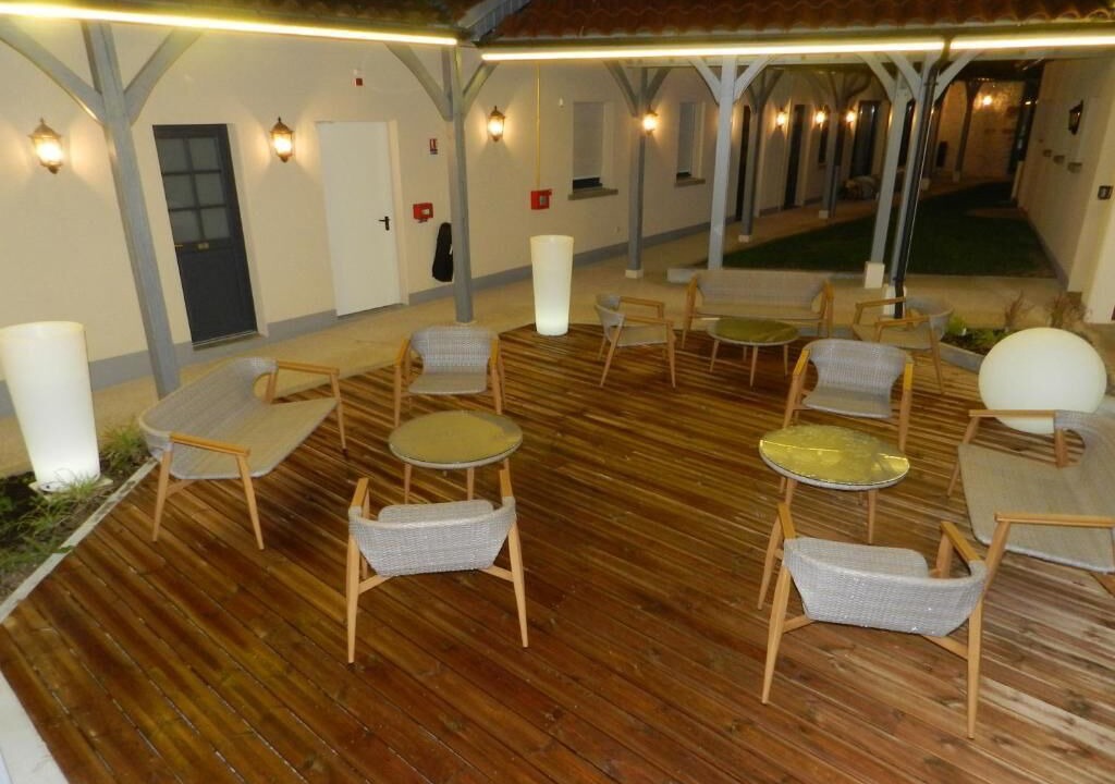 Photo of Patio Balcony in Soulaines-Dhuys