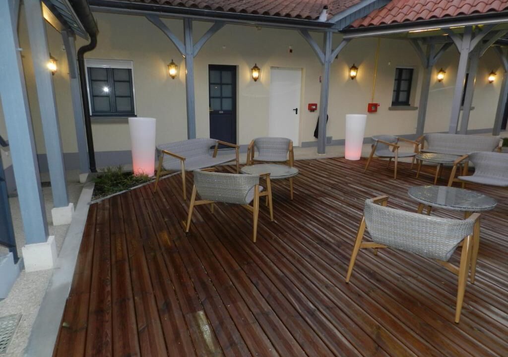 Photo of Patio Balcony in Soulaines-Dhuys