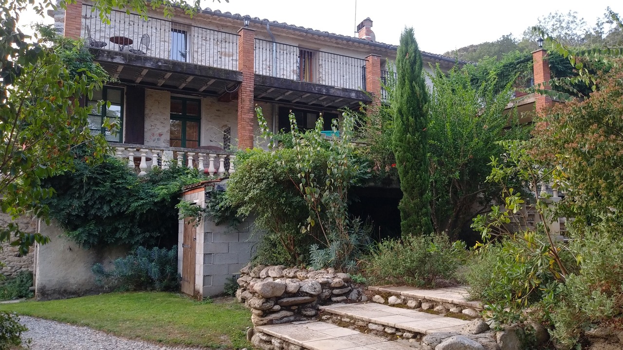 Photo of Outdoor in Reynes