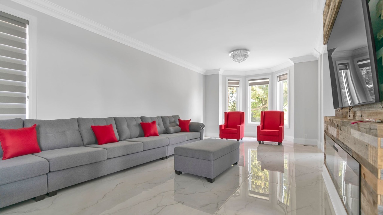 Photo of Livingroom in Milton