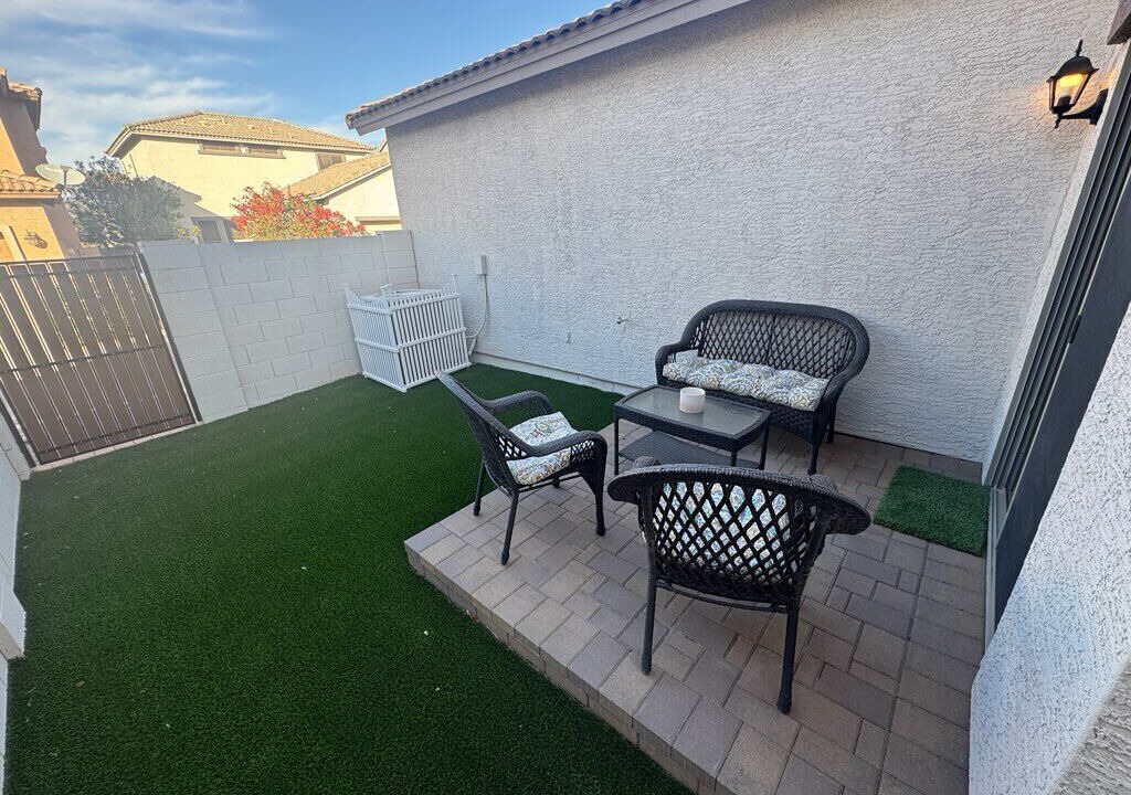 Photo of Patio Balcony in Fincher Farms