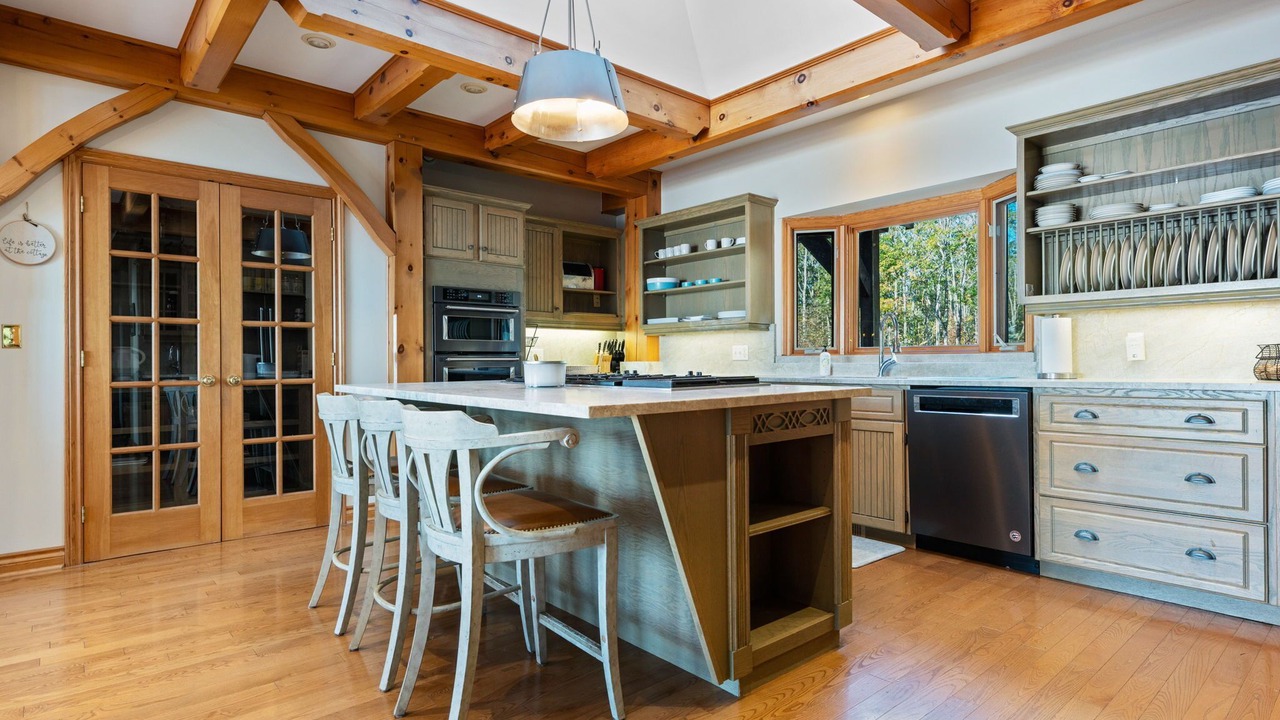 Photo of Kitchen in Normandale