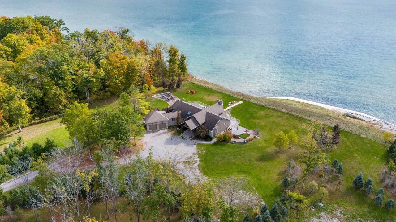Photo of Outdoor in Normandale