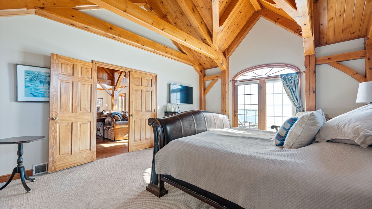 Photo of Bedroom in Normandale