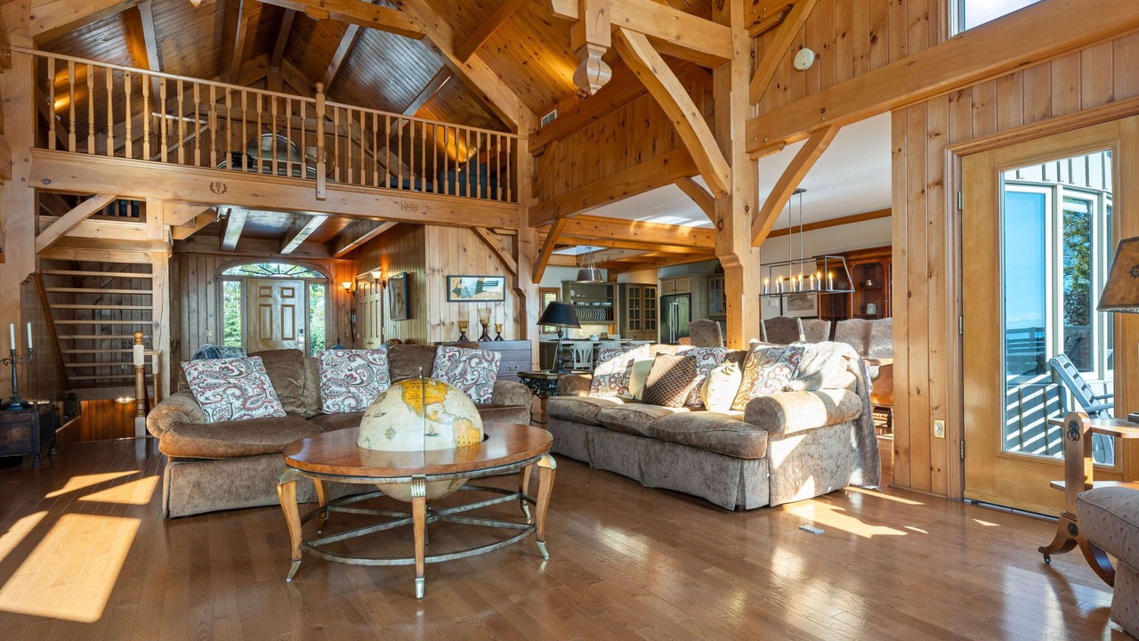 Photo of Livingroom in Normandale