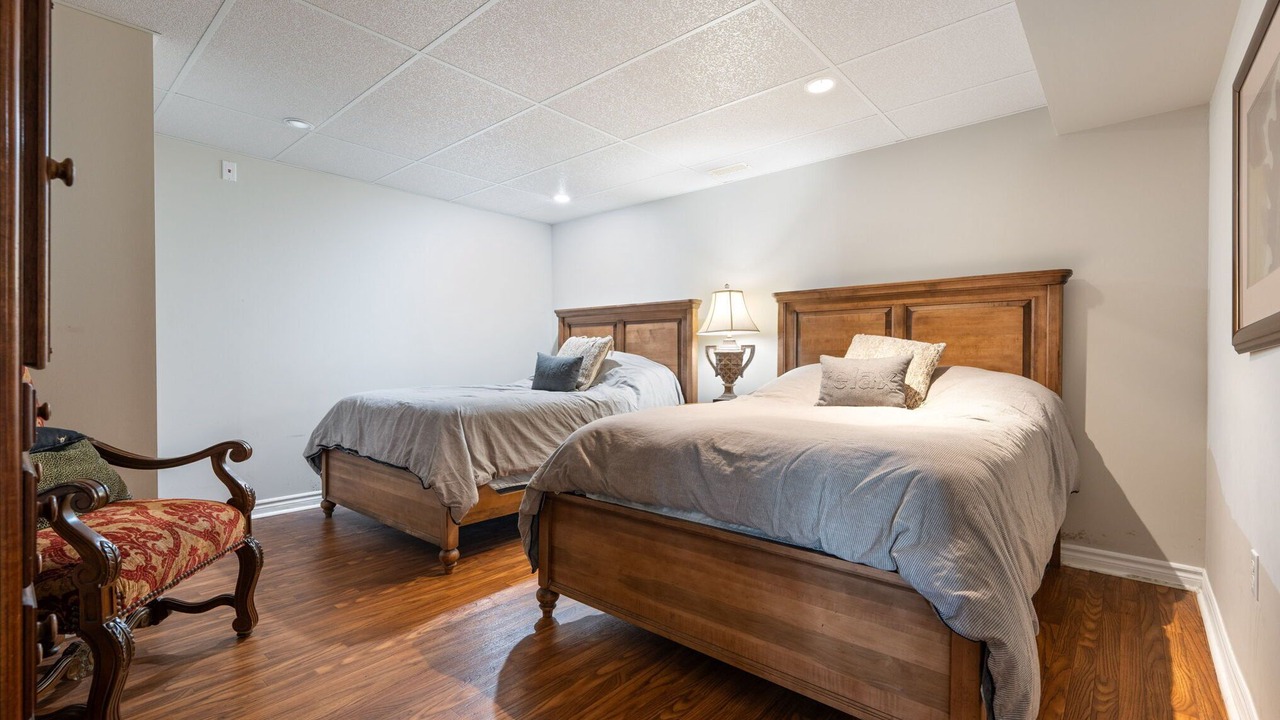 Photo of Bedroom in Normandale