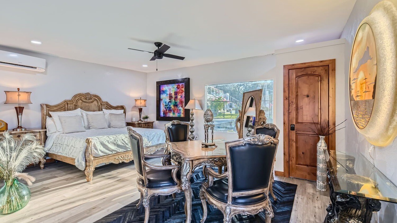 Photo of Bedroom in Long Canyon