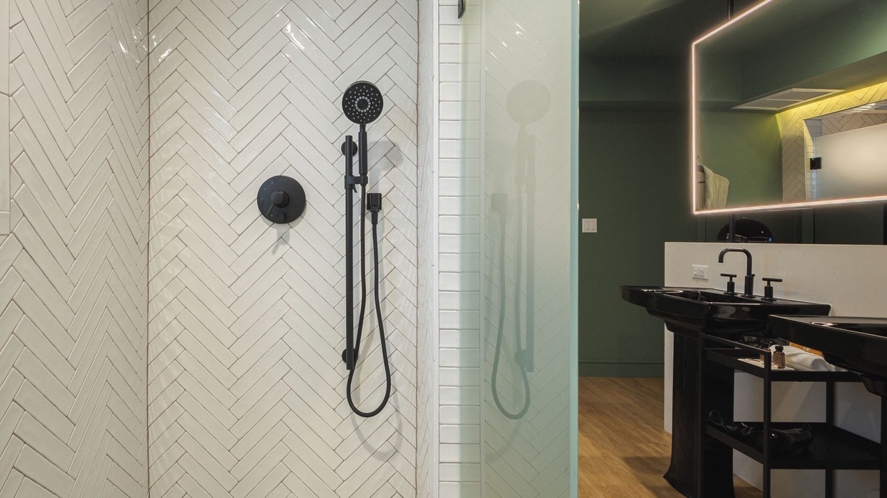 Photo of Bathroom in South Pointe