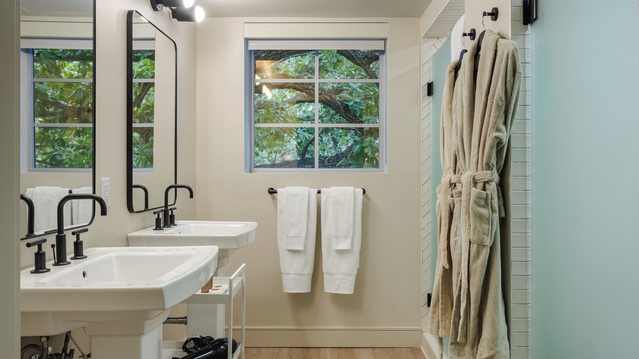 Photo of Bathroom in South Pointe