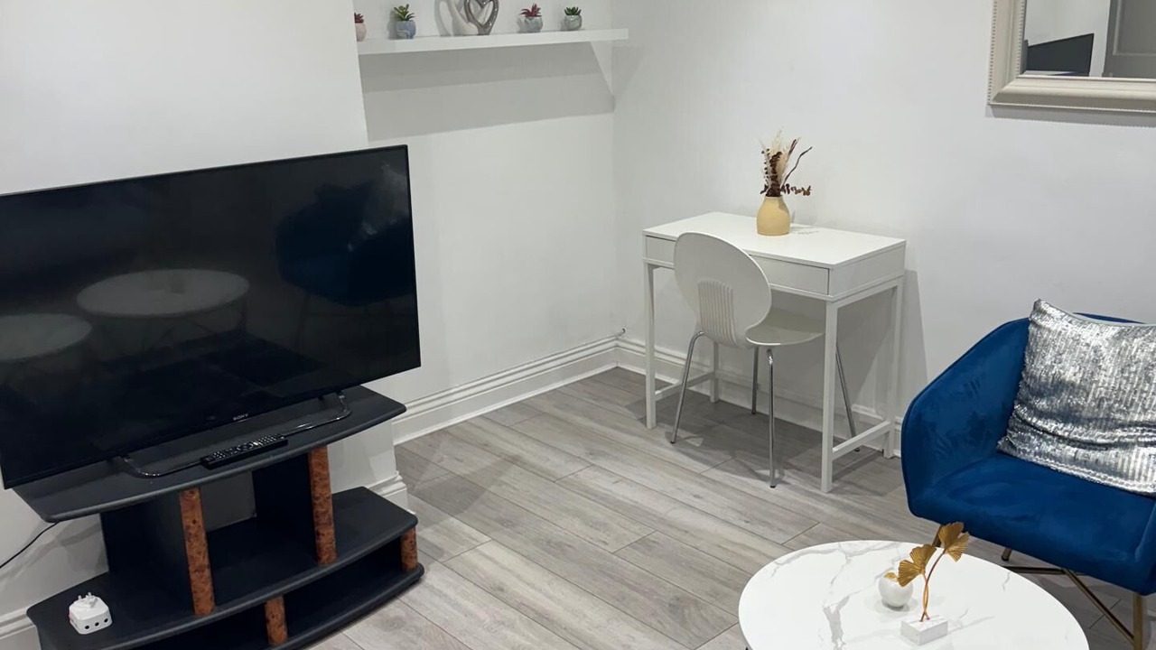 Photo of Others in Gooshays