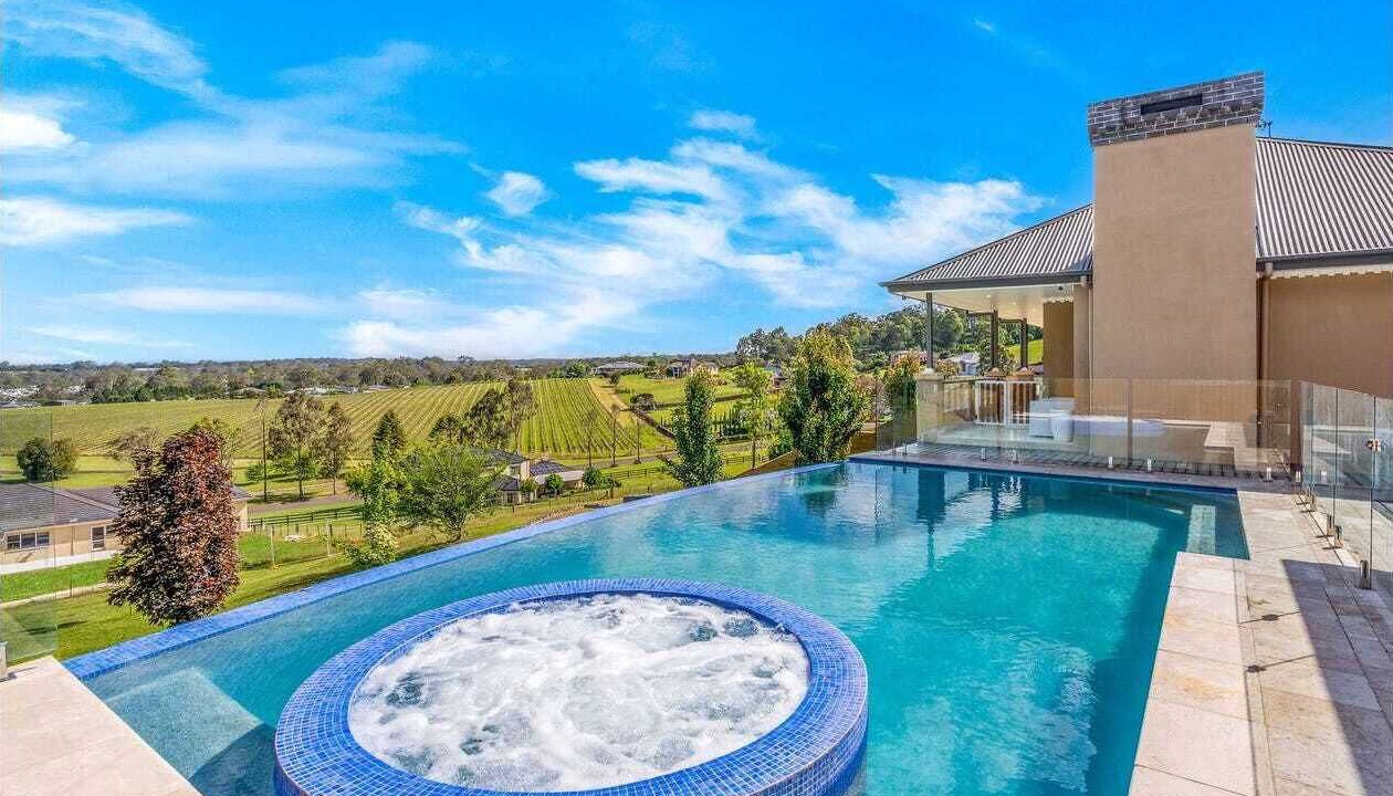 Photo of Outdoor in Picton