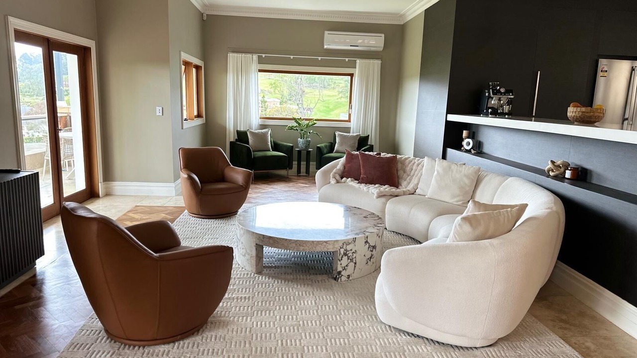 Photo of Livingroom in Picton