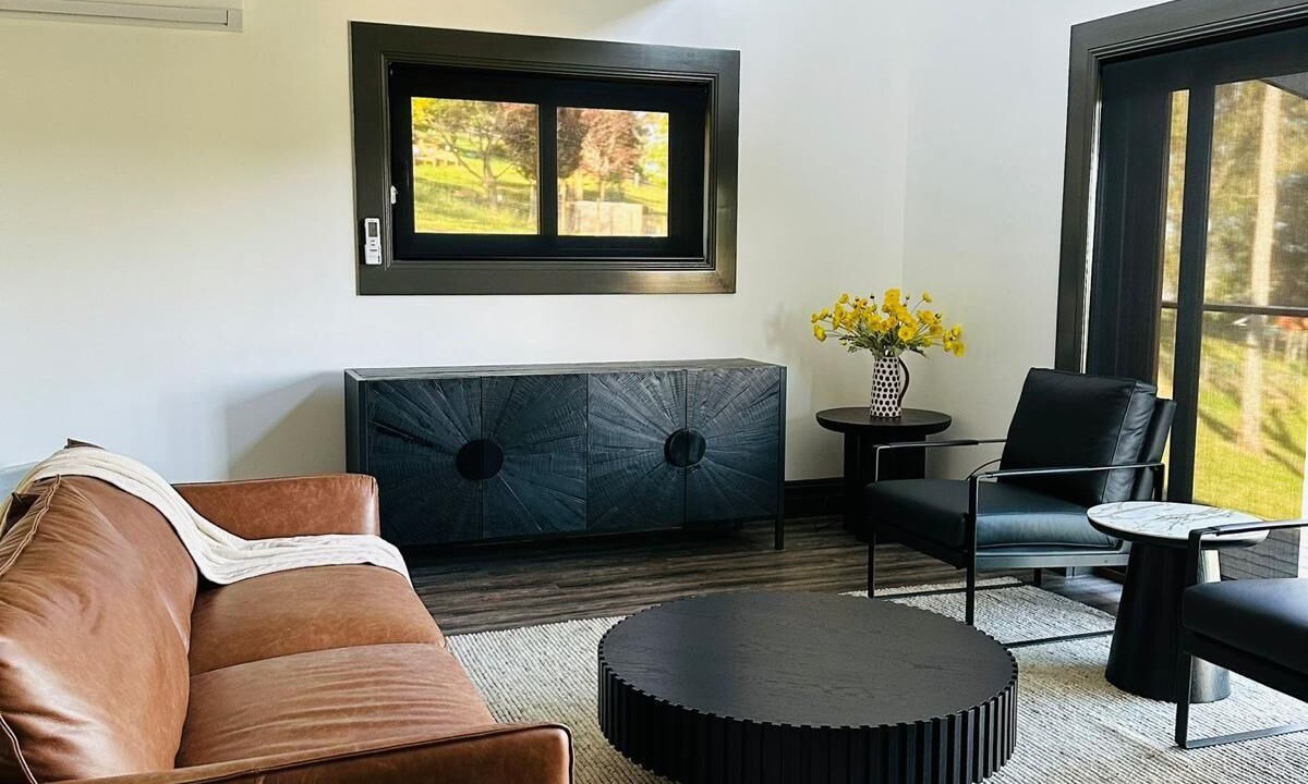 Photo of Livingroom in Picton