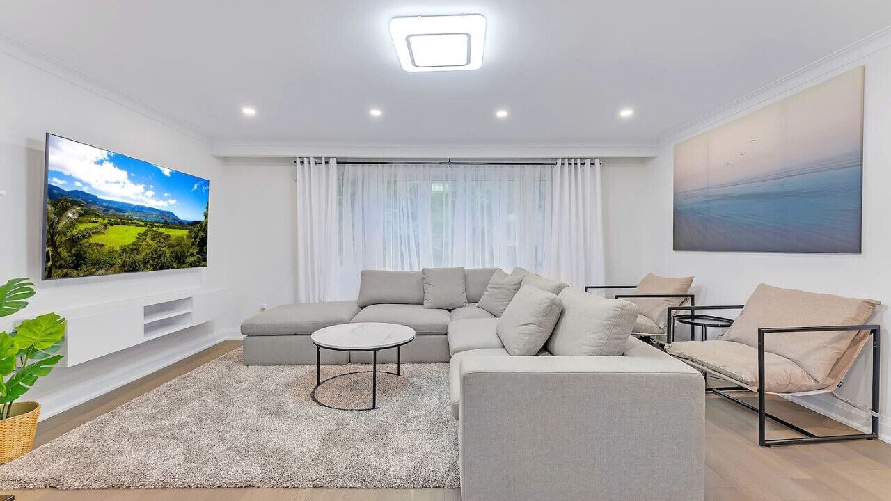 Photo of Livingroom in Willowdale