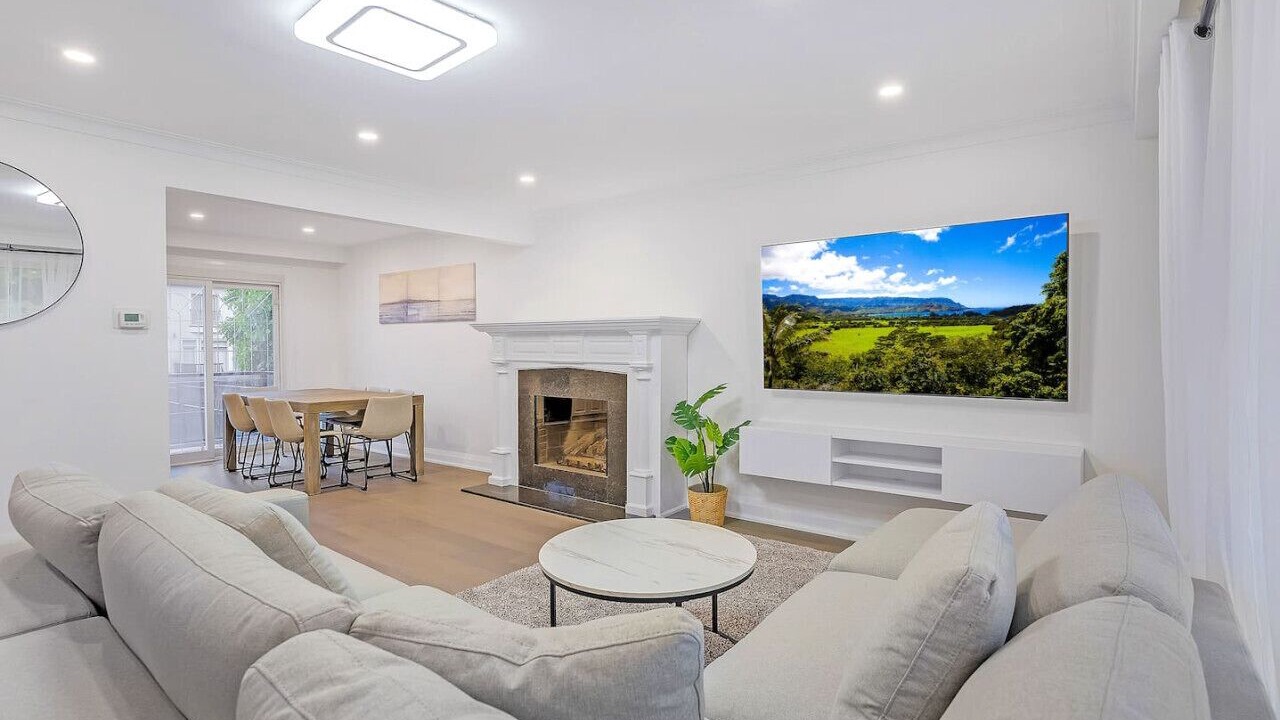 Photo of Livingroom in Willowdale