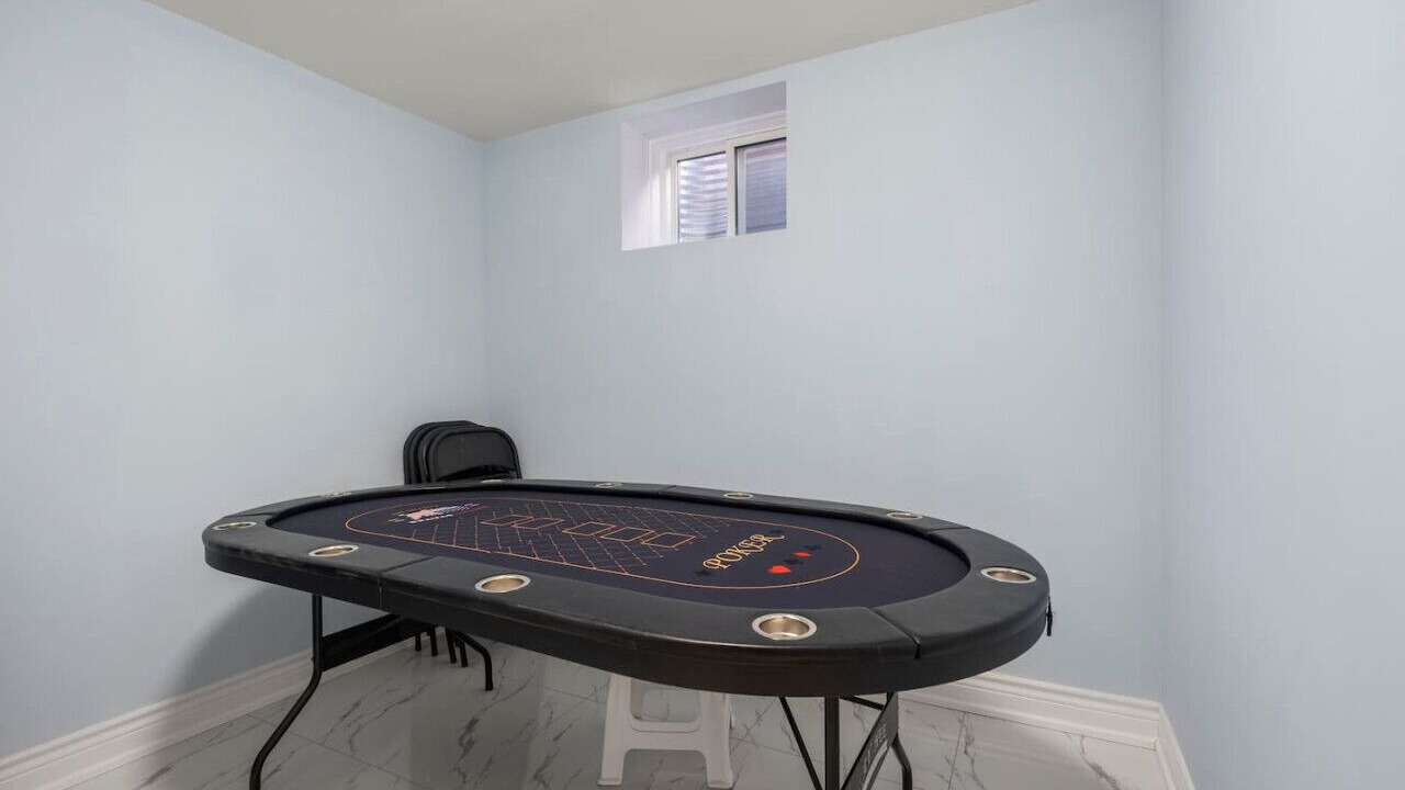 Photo of Bedroom in L'Amoreaux