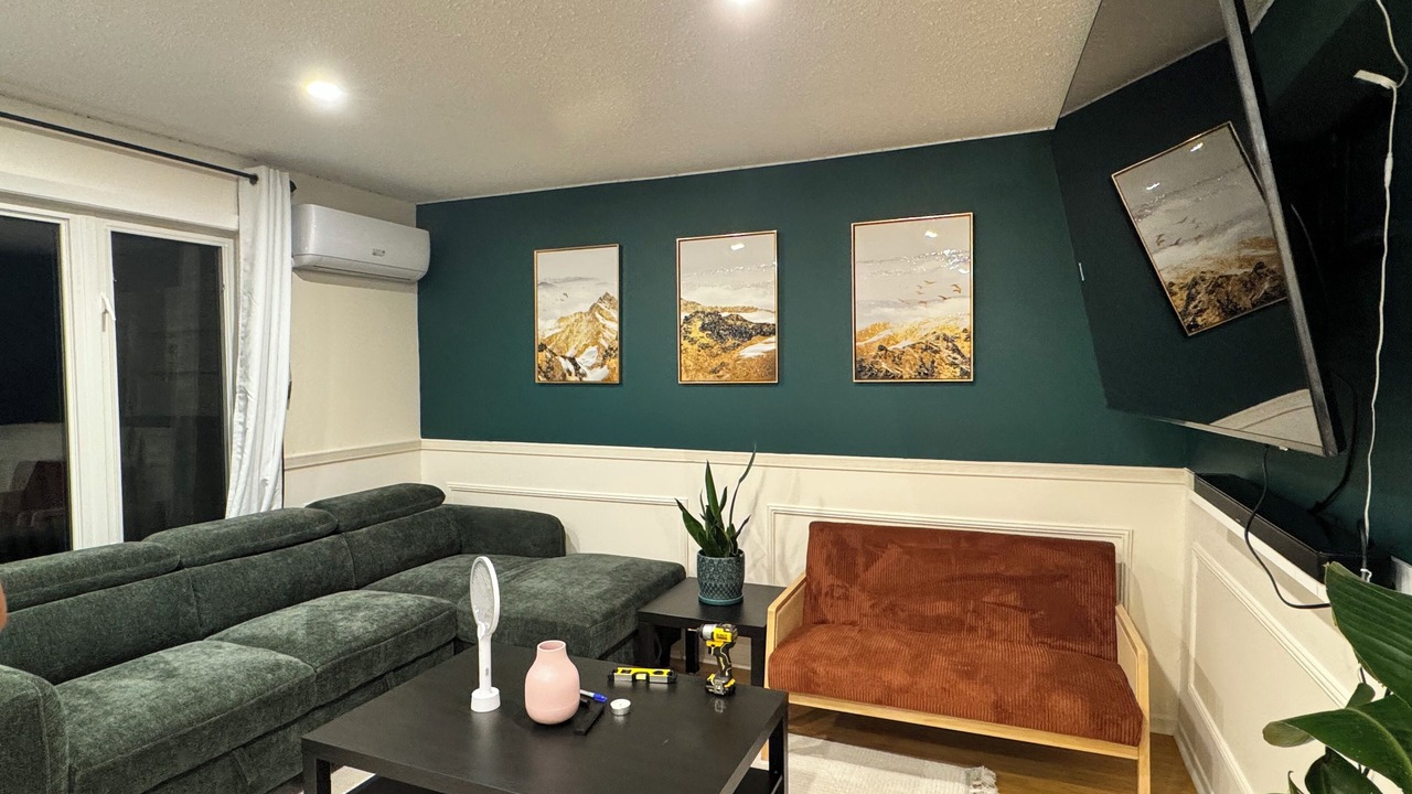 Photo of Livingroom in Ottawa Division