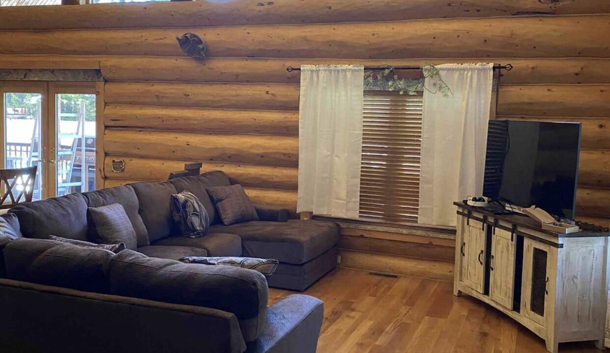 Photo of Livingroom in West Fork