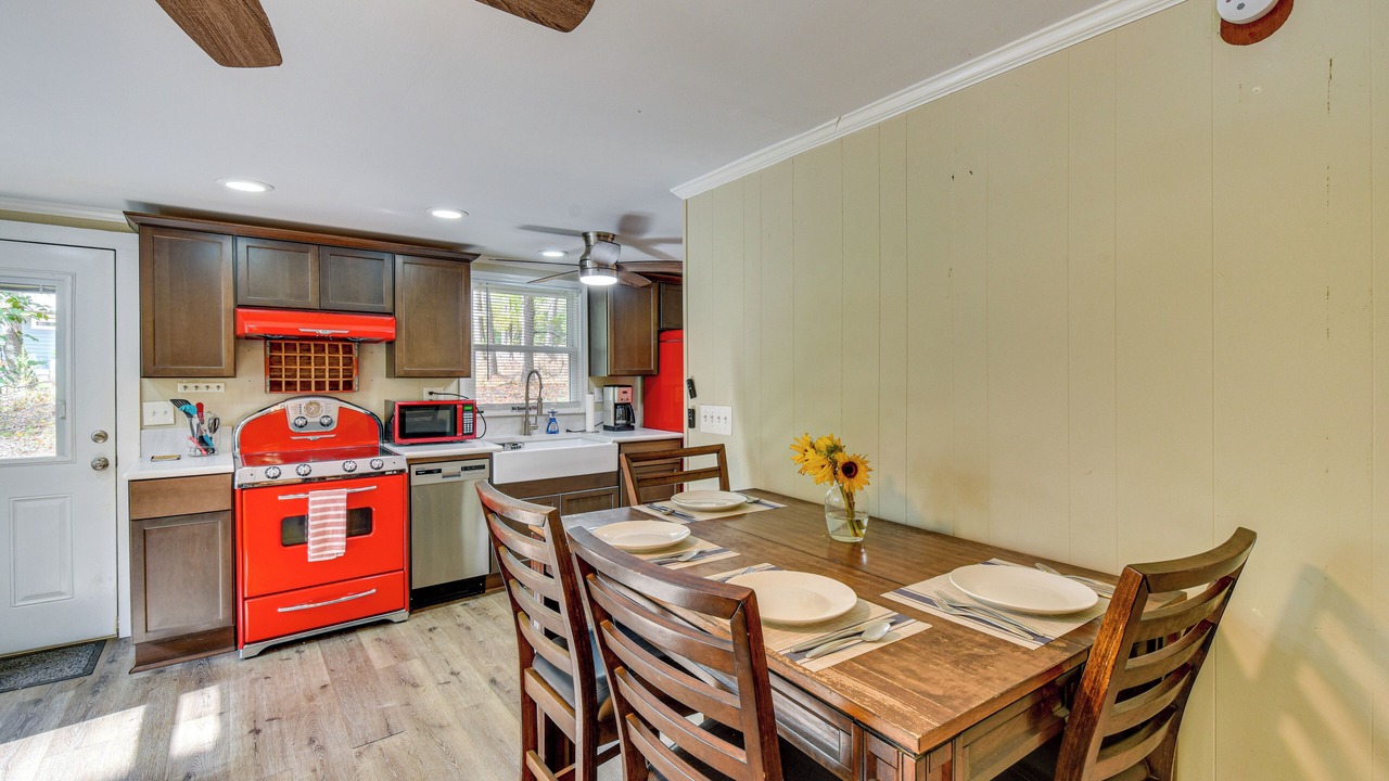Photo of Kitchen in Reed Creek