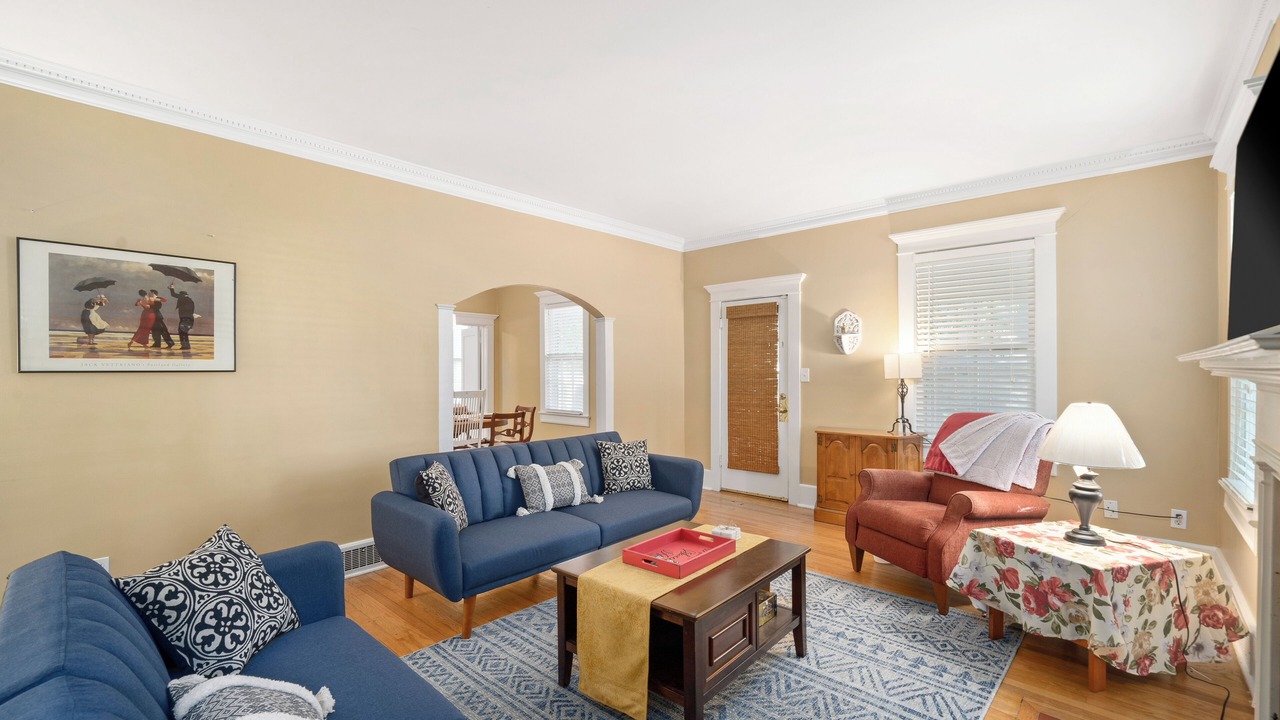 Photo of Livingroom in Huntsville